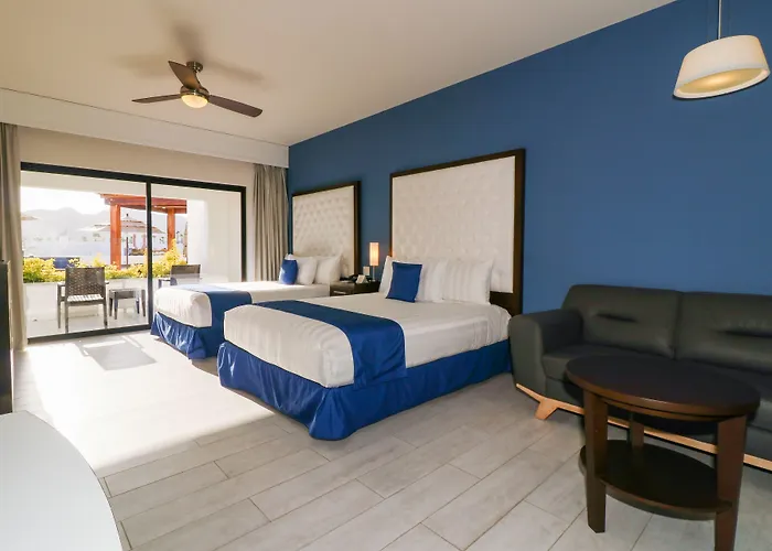 Hotel Medano And