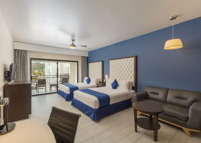 Hotel Medano And